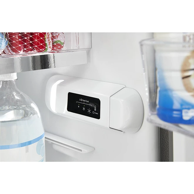 Whirlpool Top-Freezer Refrigerator - 11.6-cu ft - 24-in - White - Energy Star 6 Whirlpool Top-Freezer Refrigerator - 11.6-cu ft - 24-in - White - Energy Star - Image 4